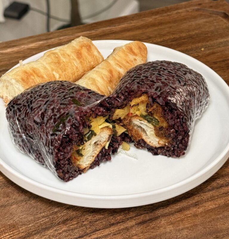 Fan Tuan 飯糰 (Taiwanese Burrito)